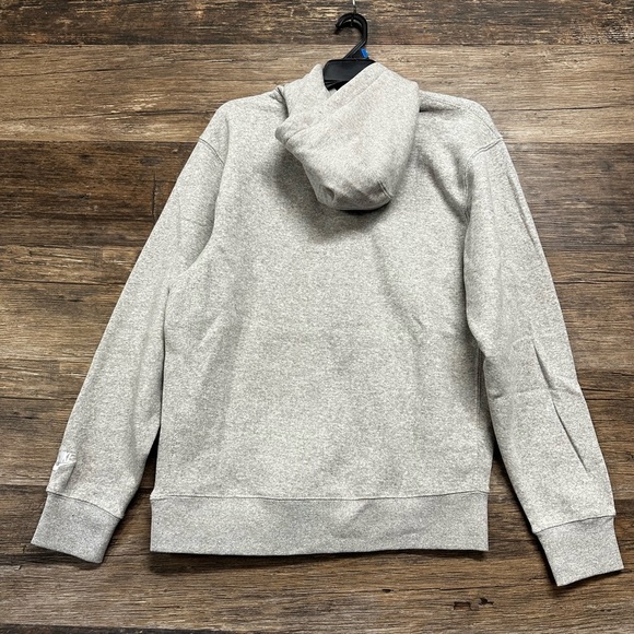 Nike Club Fleece Classic Gray Hoodie with Multicolor Logo Mens Size Small NWT - Picture 3 of 7